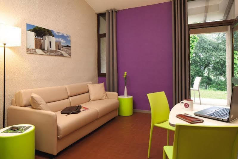 Отель Belambra Clubs La Colle-Sur-Loup - Les Terrasses De Saint-Paul De Vence Экстерьер фото